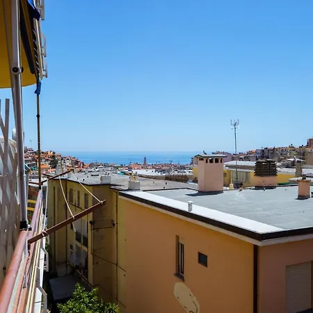 Erica - 2 Bedrooms, Terrace, Wifi