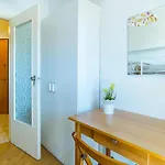 Apartman Erica - 2 Bedrooms, Terrace, Wifi