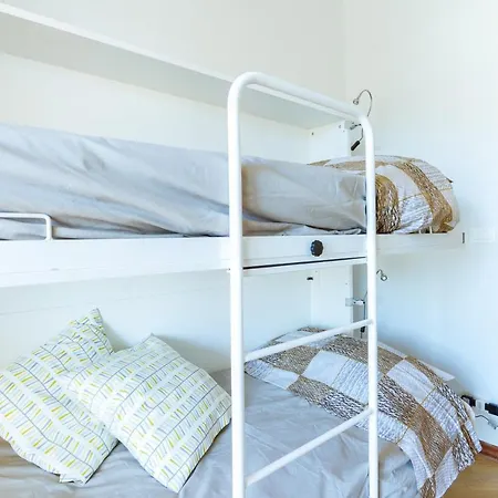 Erica - 2 Bedrooms, Terrace, Wifi Apartment *